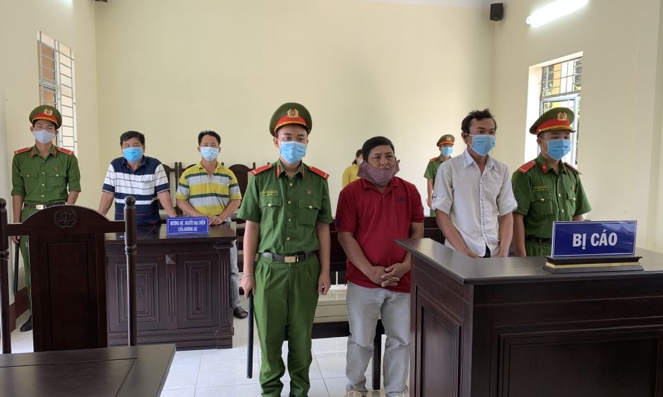 Tân Hưng: 9 tháng tù giam cho đối tượng buôn lậu heo qua biên giới