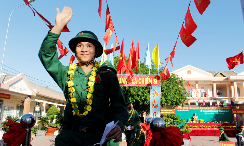 Lễ giao nhận quân năm 2021 diễn ra an toàn, đúng quy định