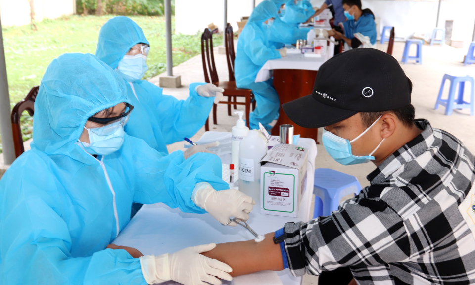 Xét nghiệm SARS-CoV 2 cho thanh niên chuẩn bị nhập ngũ