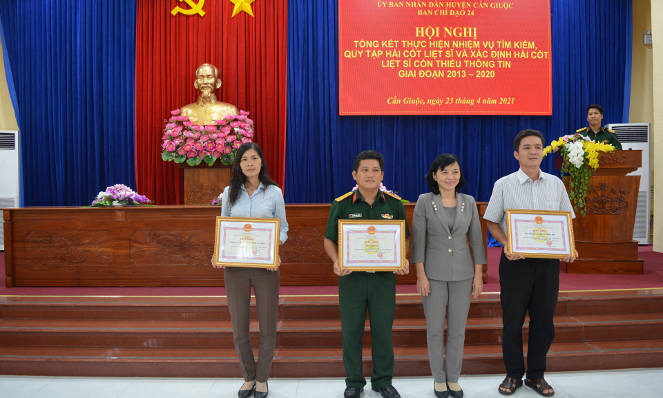 Cần Giuộc: Tổng kết thực hiện Đề án tìm kiếm, quy tập hài cốt liệt sĩ
