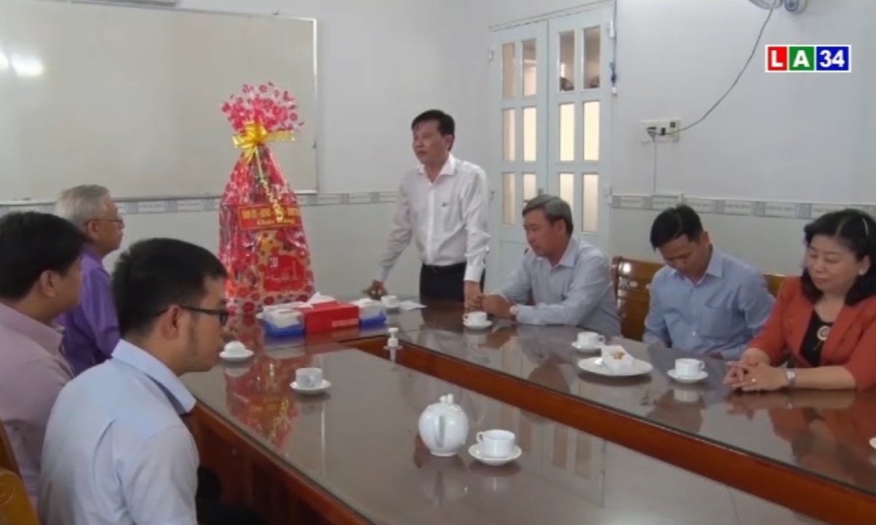 Lãnh đạo tỉnh Long An chúc mừng Lễ Phục Sinh