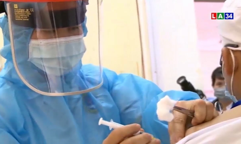 Long An: Dự kiến trên 300.000 người ưu tiên tiêm miễn phí vaccine Covid-19