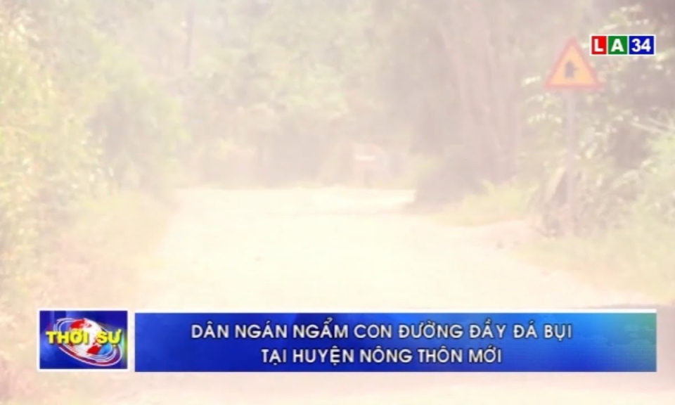 Dân ngán ngẫm con đường đầy đá bụi tại huyện nông thôn mới