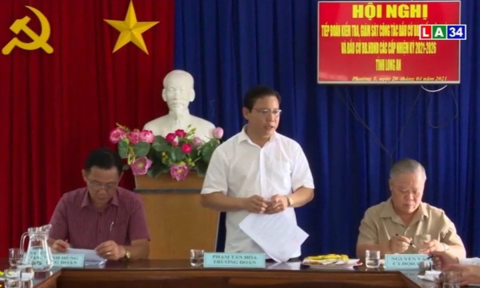 Phó Chủ tịch UBND tỉnh Long An &#8211; Phạm Tấn Hòa kiểm tra công tác bầu cử