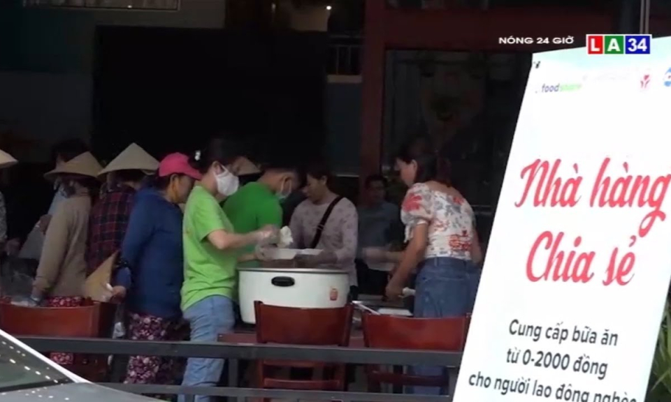 Ấm lòng với suất cơm từ &#8220;Nhà hàng chia sẻ&#8221;