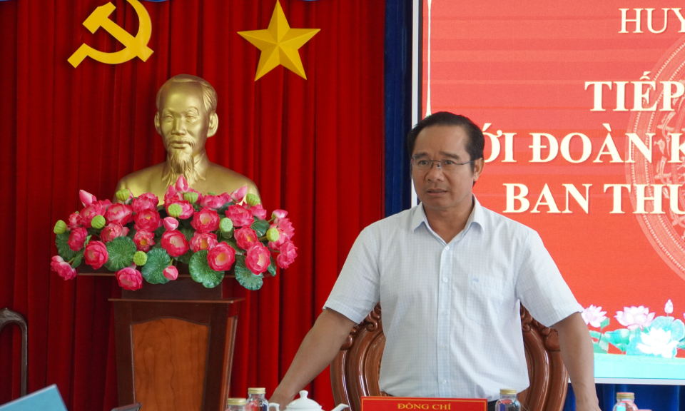 Bí thư tỉnh ủy-Nguyễn Văn Được làm việc tại Mộc Hóa