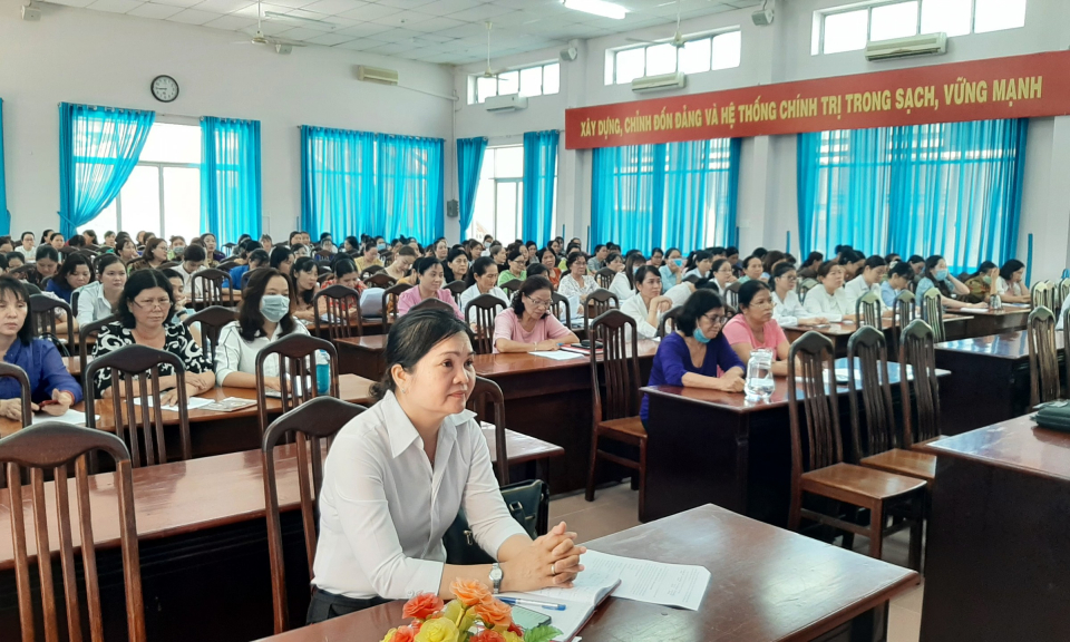 TP Tân An: Tập huấn cho nữ tham gia ứng cử Đại biểu HĐND