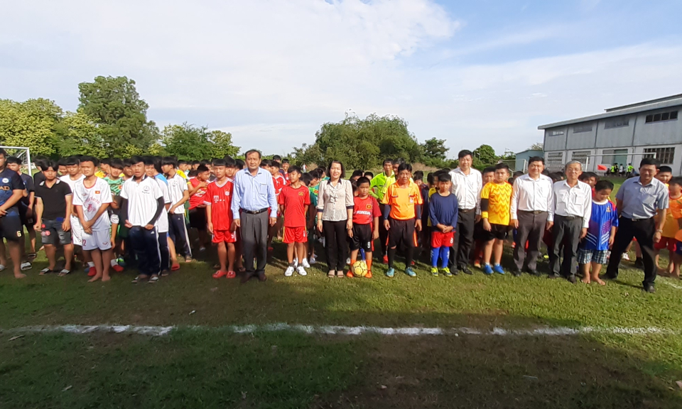 Châu Thành: Khai mạc giải bóng đá thiếu niên, nhi đồng năm 2021