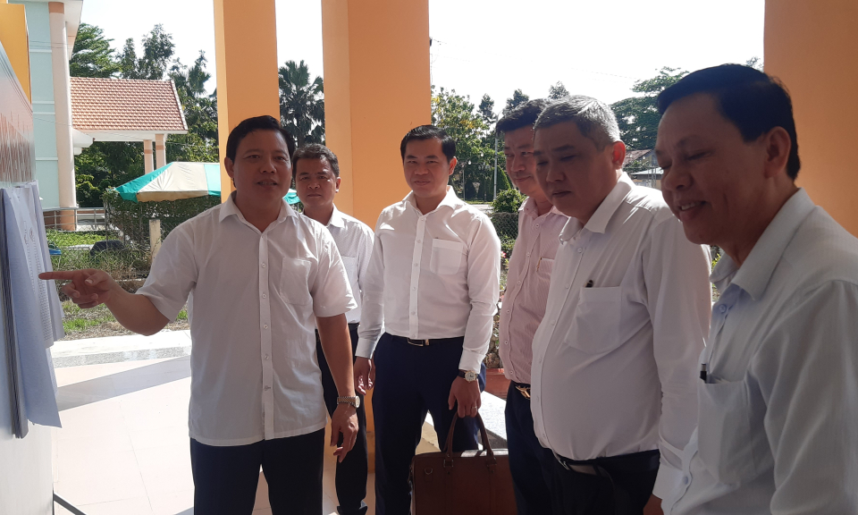 Phó chủ tịch UBND tỉnh- Phạm Trấn Hòa kiểm tra công tác bầu cử tại huyện Châu Thành