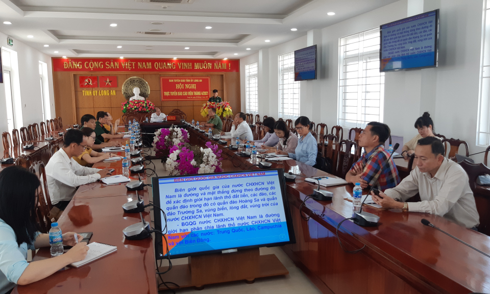 Hội nghị báo cáo viên tháng 4 năm 2021