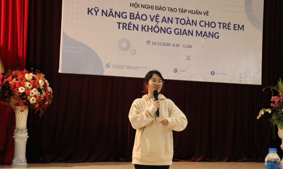 Chủ động tham gia phòng chống tin xấu độc trên không gian mạng