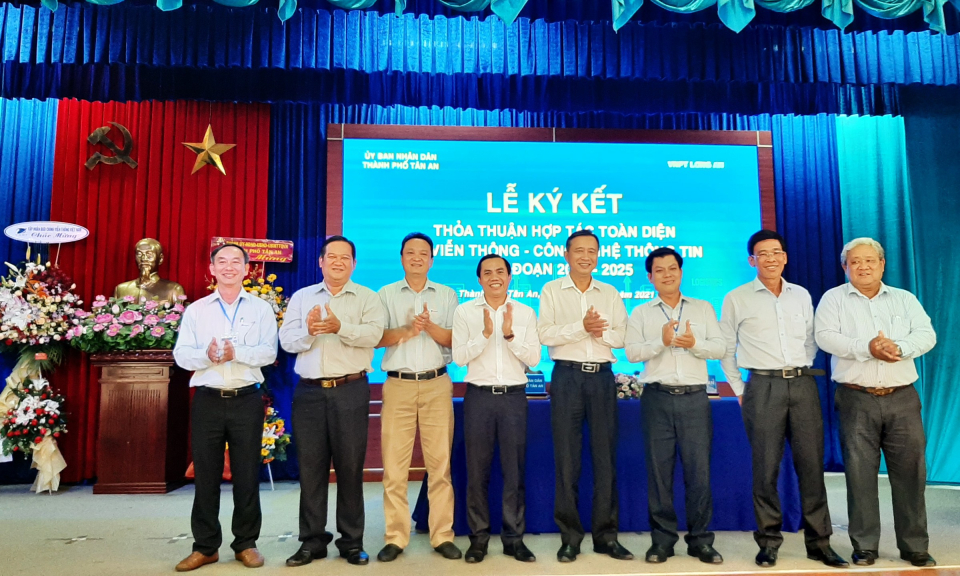 Ký kết hợp tác toàn diện về Viễn Thông-công nghệ thông tin giai đoạn 2021 – 2025