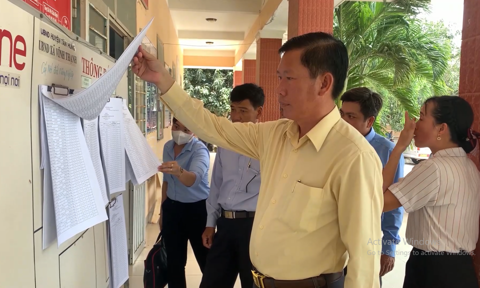 Tỉnh kiểm tra công tác chuẩn bị bầu cử tại huyện Tân Hưng