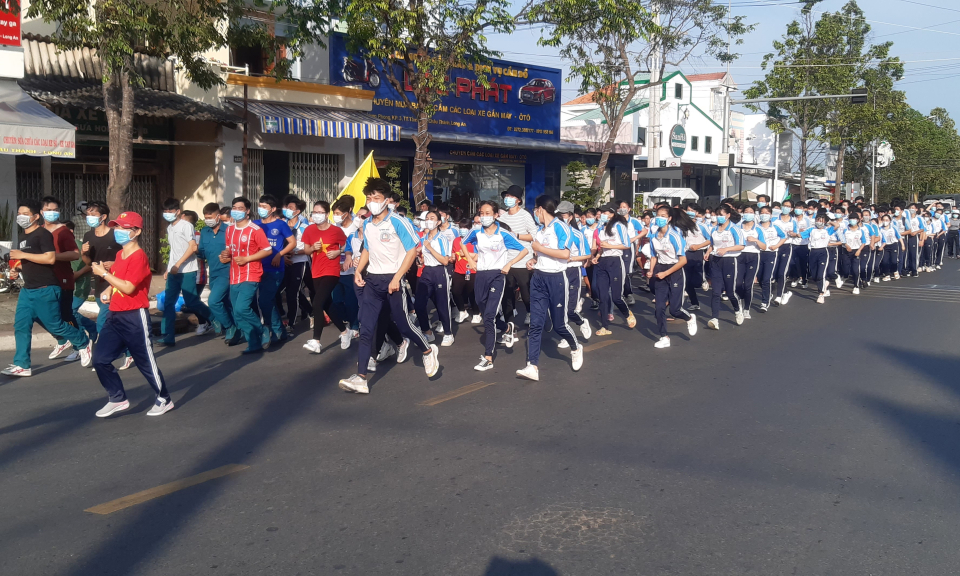 Ngày chạy Olympic vì sức khỏe nhân dân năm 2021