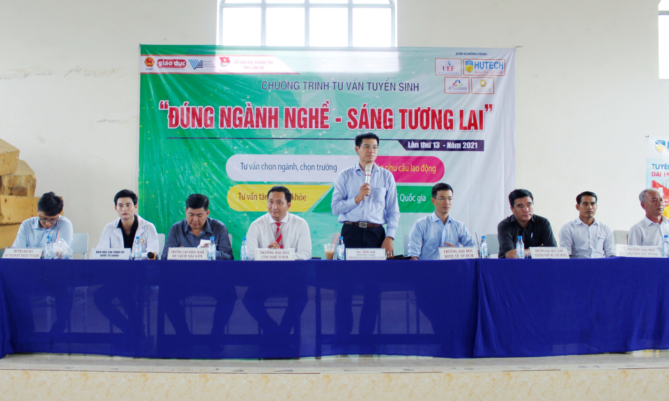 Cần Đước: Ngày hội tư vấn tuyển sinh
