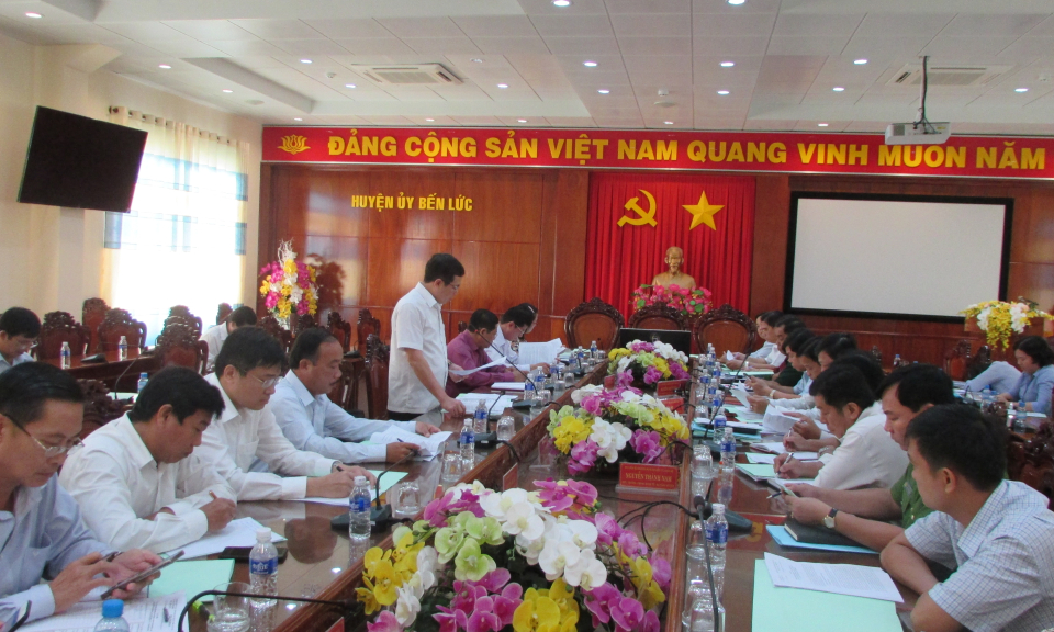Ủy ban bầu cử tỉnh kiểm tra công tác chuẩn bị bầu cử ĐBQH và HĐND các cấp tại huyện Bến Lức