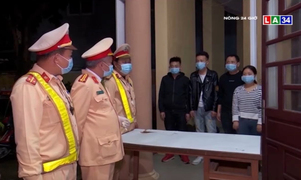 Lộ diện đường dây &#8220;núp bóng&#8221; chuyên gia nhập cảnh trái phép