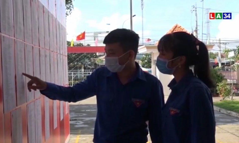 Cử tri trẻ Bến Lức hướng về ngày hội non sông