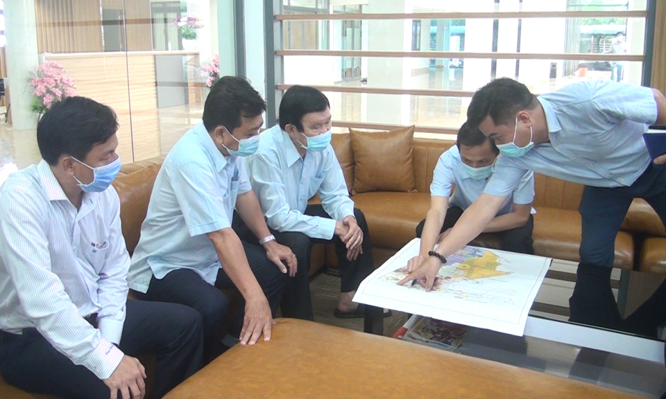 Nguyên Chủ tịch nước Trương Tấn Sang dự khảo sát các dự án tại Đức Hòa