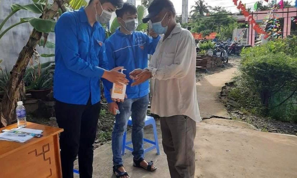 Tuổi trẻ Bến Lức góp sức trong ngày hội non sông