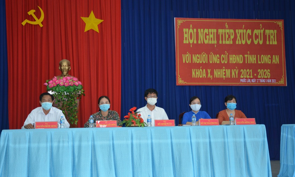 Cần Giuộc: Ứng cử viên đại biểu HĐND tỉnh đơn vị bầu cử số 12 tiếp xúc cử tri