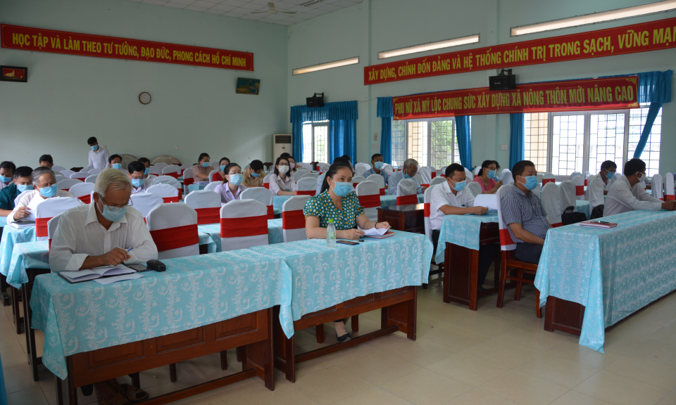 Cần Giuộc: Tập huấn nghiệp vụ công tác bầu cử