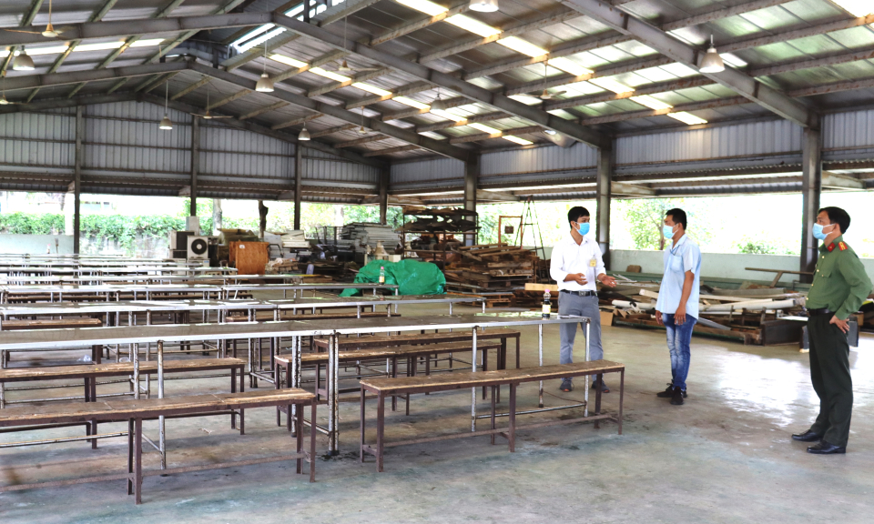 Kiểm tra phòng, chống dịch Covid-19 tại một số doanh nghiệp trên địa bàn huyện Cần Đước