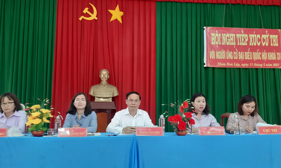 Tân Thạnh: Hội nghị cử tri tiếp xúc với người ứng cử ĐBQH khóa XV