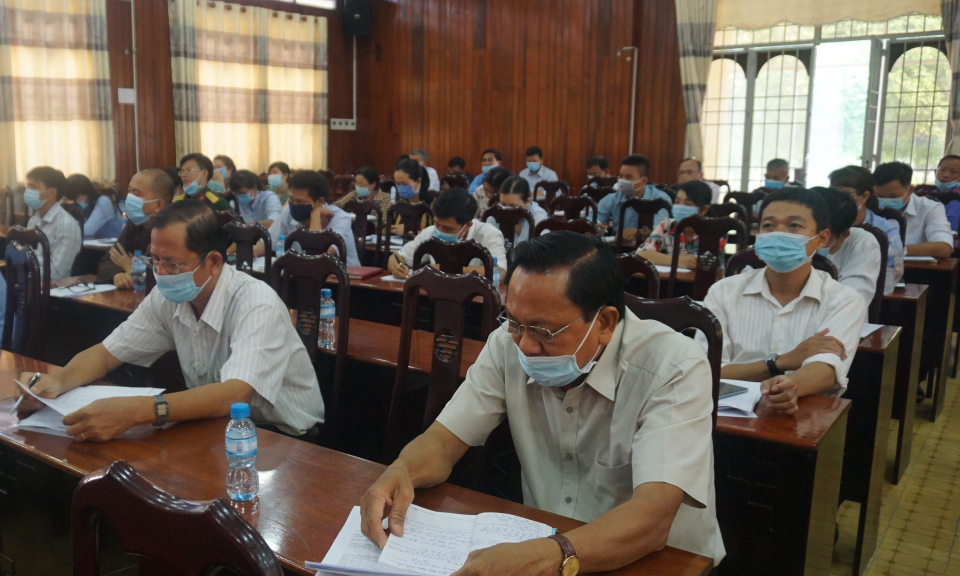 Bến Lức: Gặp gỡ các ứng cử viên đại biểu HĐND huyện khóa XII, nhiệm kỳ 2021-2026