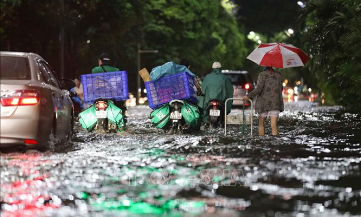 Từ ngày 13 &#8211; 22/5, nhiều khu vực có nắng nóng, chiều tối và đêm mưa dông