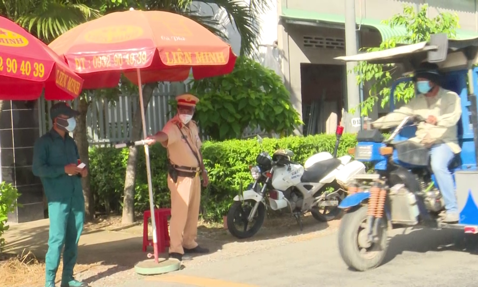 Tân Trụ: Siết chặt công tác phòng dịch Covid-19