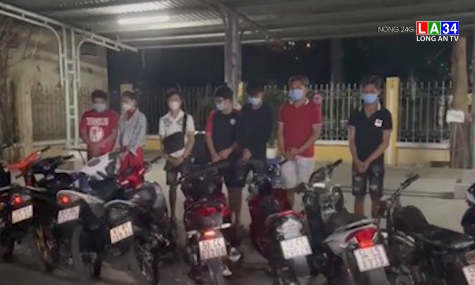 TP.HCM: Hàng chục &#8220;quái xế&#8221; quăng xe bỏ chạy khi CSGT vây bắt