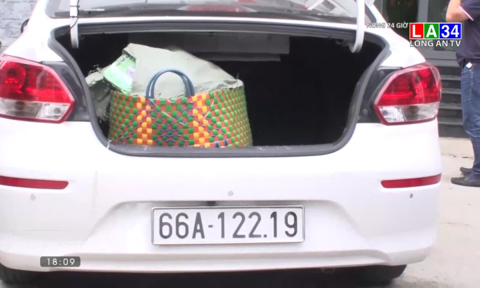 Phát hiện ma túy ngụy trang dưới túi đựng xoài