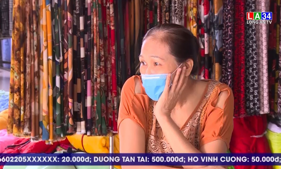 Tiểu thương gặp nhiều khó khăn do dịch bệnh Covid-19