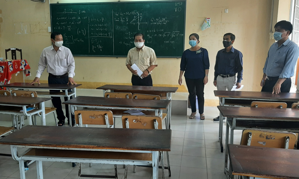 TX Kiến Tường: Chuẩn bị các điều kiện cần thiết cho kỳ thi tốt nghiệp THPT