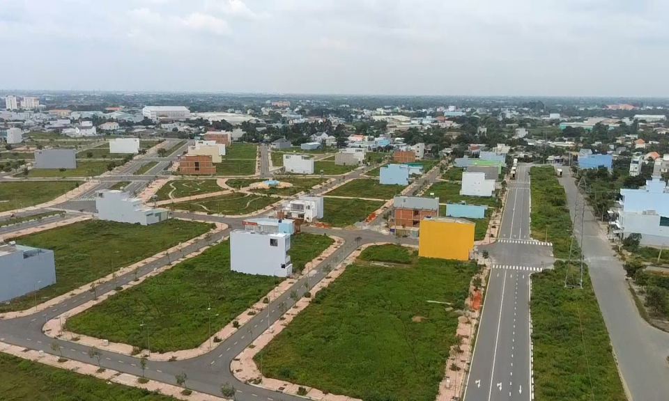 Long An: Xử nghiêm nhà đầu tư không báo cáo tiến độ, công khai thông tin dự án