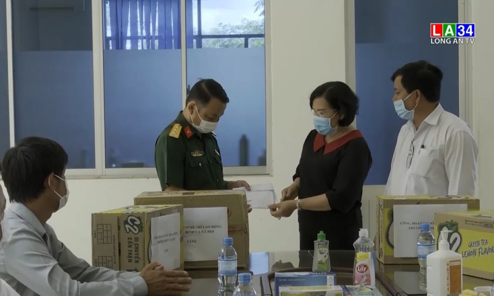 Sở LĐTB&#038;XH tỉnh thăm, tặng quà lực lượng tại các khu cách ly Lâm Viên Thanh Niên