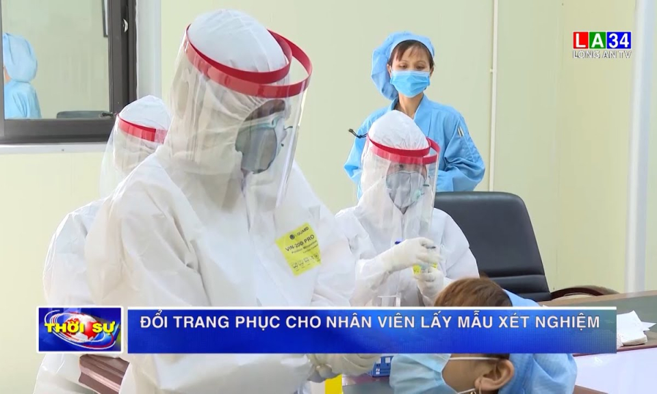 Đổi trang phục cho nhân viên lấy mẫu xét nghiệm
