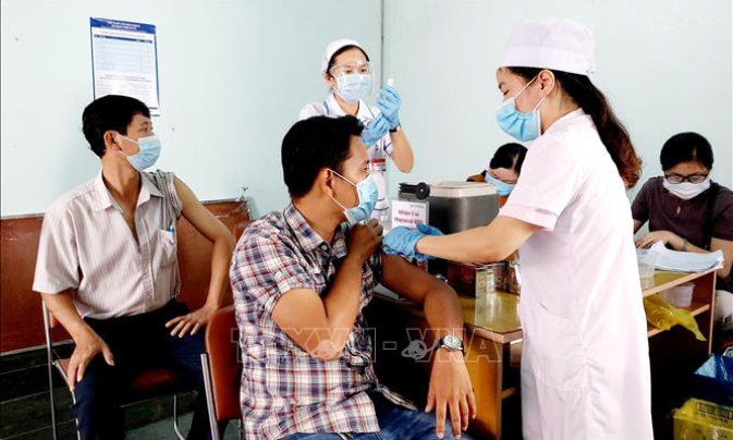 Mở rộng đối tượng trong chiến dịch tiêm vaccine phòng COVID-19