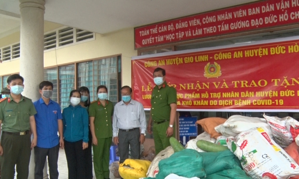Đức Hòa: Tiếp nhận hàng hơn 25 tấn lương thực, thực phẫm hỗ trợ
