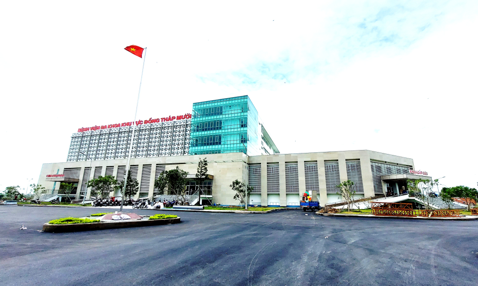 Bệnh viện Đa khoa khu vực Đồng Tháp Mười chính thức đưa vào hoạt động cơ sở mới