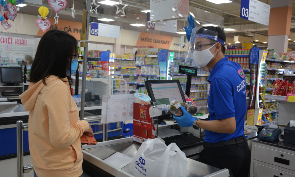 Cần Giuộc: Các chợ, siêu thị tăng cường phòng chống dịch Covid-19