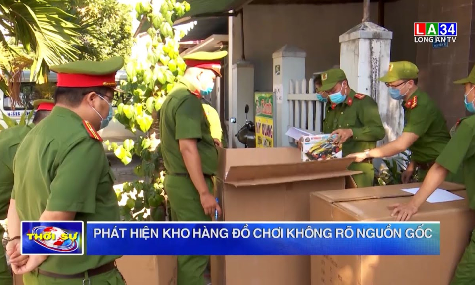 Phát hiện kho hàng đồ chơi không rõ nguồn gốc