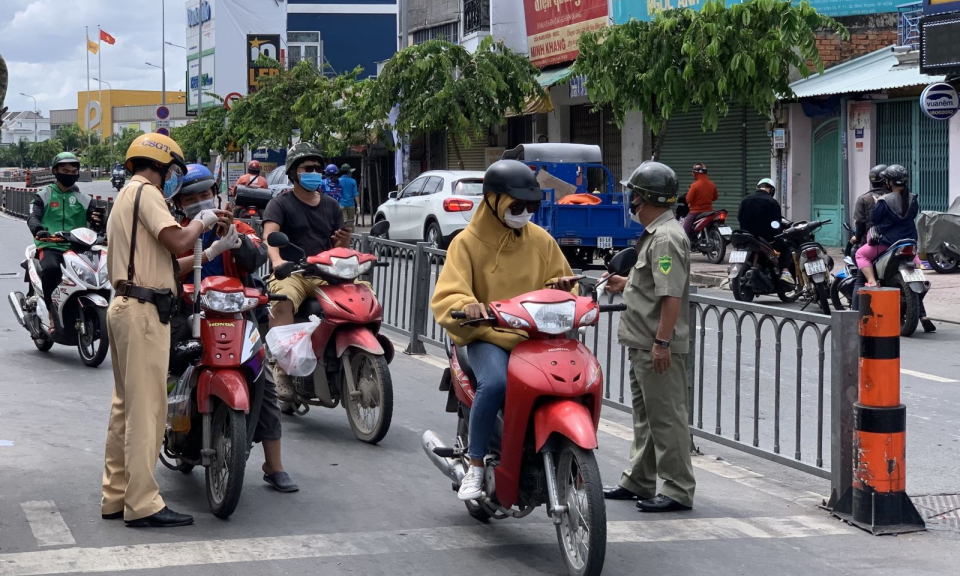 Khơi dậy quyết tâm, khí thế vượt qua đại dịch của mỗi người dân