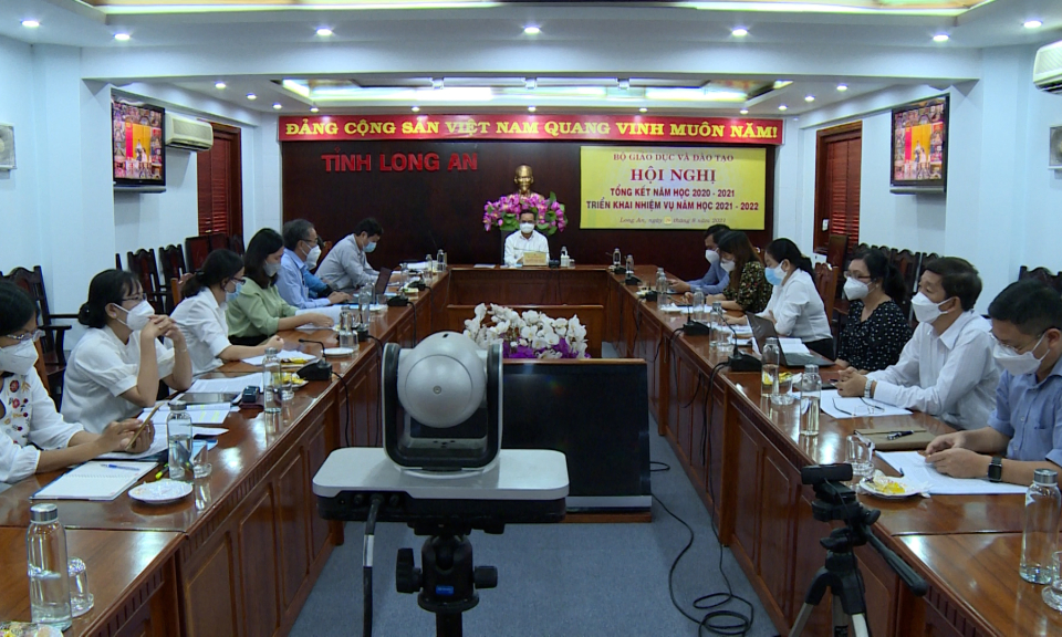 Hội nghị trực tuyến tổng kết năm học 2020-2021, triển khai nhiệm vụ năm học mới