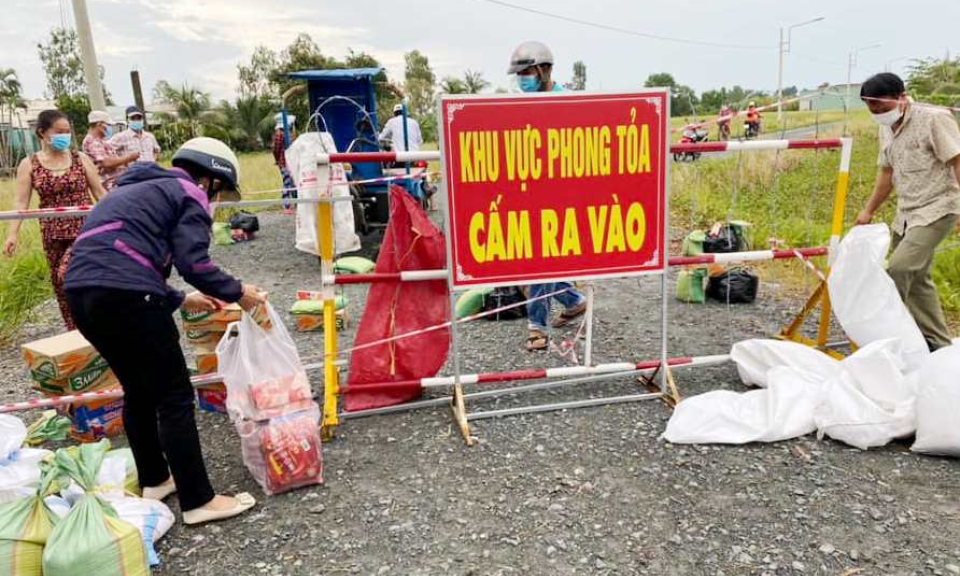 Cần Đước: Bàn giải pháp chống dịch trong tình hình mới