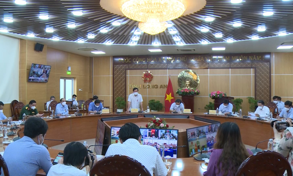 Ưu tiên tiêm vắc-xin Covid-19 cho &#8220;vùng đỏ&#8217;