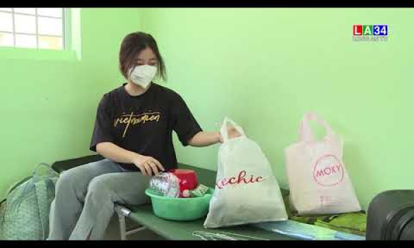 Chuyến xe đầu tiên đón người dân Long An trở về từ tâm dịch