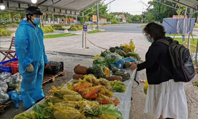 Đồng bộ nhiều giải pháp giảm bớt khó khăn cho người dân, doanh nghiệp