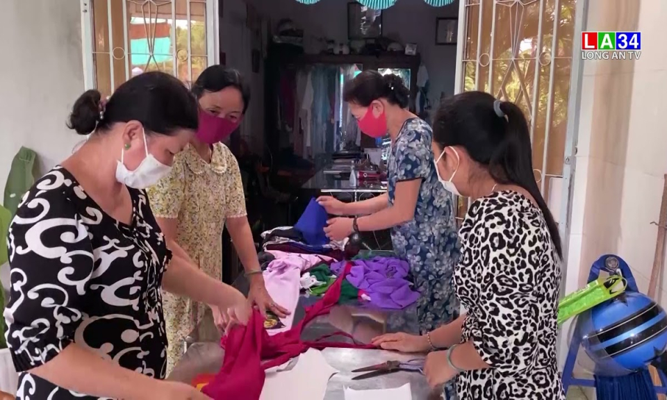 Chuyện về những chiếc khẩu trang nghĩa tình